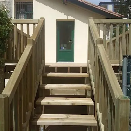 Pequeno Rural Con Un Gran Jardin. Wifi Vakantiehuis