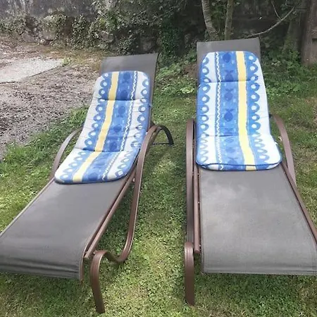 Dom wakacyjny Pequeno Rural Con Un Gran Jardin. Wifi Ispáster