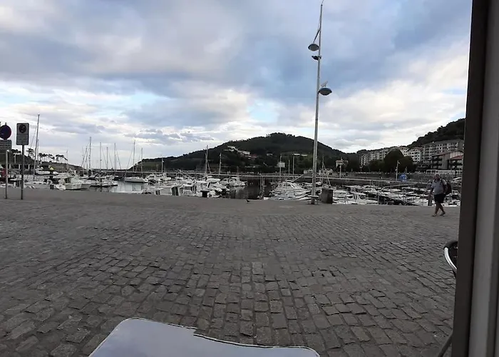 Pequeno Rural Con Un Gran Jardin. Wifi * Ispaster