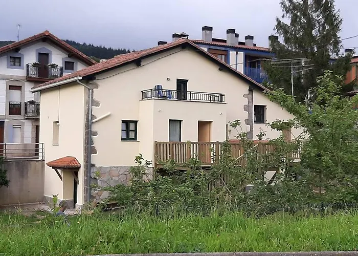 Pequeno Rural Con Un Gran Jardin. Wifi Holiday home Ispaster